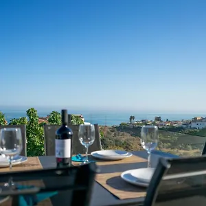 https://casa-benajarafe-1.1costadelsol.com